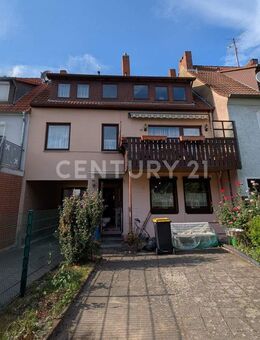 + Leerstehendes EFH / ZFH in idyllischer Innenstadtlage + - Hildesheim