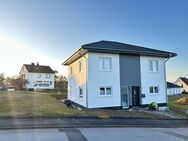 Neuwertiges sehr ruhig gelegenes Einfamilienhaus in Diemelstadt-Rhoden - Diemelstadt