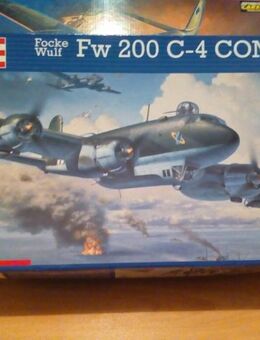 Fw 200 C-4 Condor Bomber Maßstab 1:72 - Zossen Zentrum