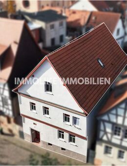 Modernisiertes Fachwerkhaus mit zwei Wohneinheiten in der Altstadt von Gelnhausen - Gelnhausen