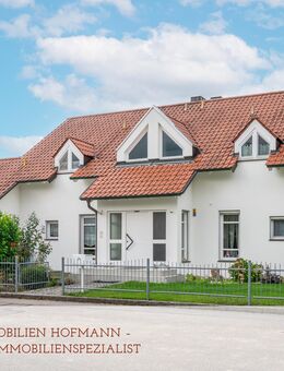 ** Gemütliche Doppelhaushälfte mit Garten und Garage zentrumsnah in Dingolfing** - Dingolfing