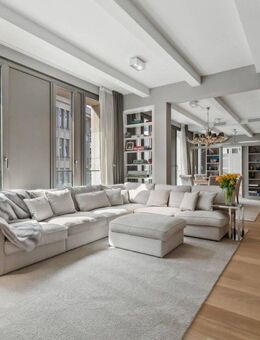 Luxus trifft Lage - Exklusives 5-Zimmer-Loft im Herzen Hamburgs - Hamburg
