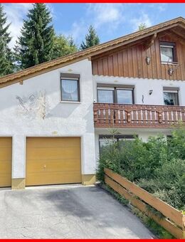 Großzügiges Zweifamilienhaus am Stadtrand von Regen - Regen
