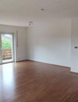 Helle, Große Dachgeschosswohnung im beliebten Isernhagen - Isernhagen