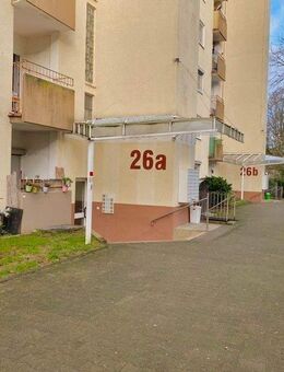 Großzügige 2-Zi.-Wohnung mit Balkon! - Leverkusen