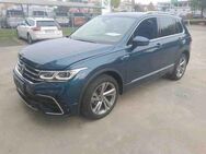 VW Tiguan R-Line 2.0TDI 4M 427,-ohne Anzahlung Navi - Horn-Bad Meinberg