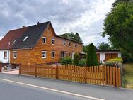 Schöne Doppelhaushälfte mit herrlichem Garten als Ein-oder Zweifamilienhaus in Neustadt bei Coburg - Neustadt (Coburg)