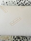 Gelschaum Orthopädische Nackenstützkissen # Neu 59.00 € # Versand oder Abholung, da entfallen die Versandkosten- es wurde wenig benutzt und gewaschen in 98617