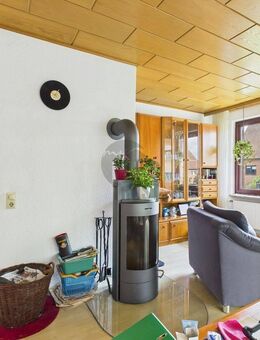 Zweifamilienhaus - Barrierefrei - 2 Garagen - 2 Stellplätze - E-Ladestationen - Neustadt (Rübenberge)