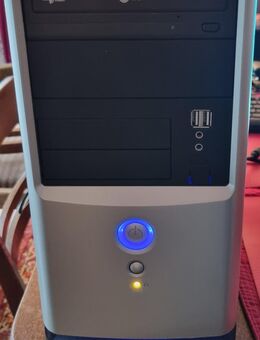 PC AMD Athlon II X4 - Frankfurt (Main)