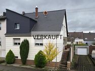 Zentral gelegenes Einfamilienhaus mit Garten und Garage in guter Lage von Lebach - Lebach