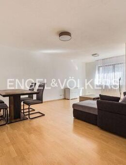 Schöne 2-Zimmer-Wohnung in zentraler Lage - Nürnberg