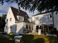 Exklusives, großzügiges Einfamilienhaus, Pullach Bestlage, großer Garten - Pullach (Isartal)
