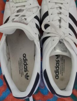 Adidas SUPERSTAR - Berlin