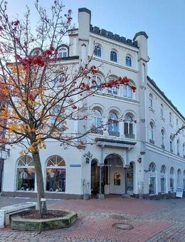Direkt in der Stader Innenstadt: großzügige 2-Zi.-Wohnung mit Balkon zu vermieten! - Stade (Hansestadt)