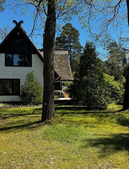 Charmantes Reetdachhaus mit großzügigem Nebengelass und Garten in Wandlitz - Wandlitz