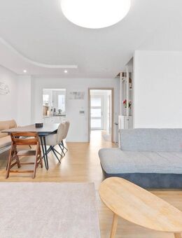 Saniertes 5-Zi.-Reihenmittelhaus mit Sauna und Tiefgarage in Köngen - Köngen