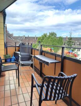 "Bezaubernde Stadtwohnung!" Helle 4,5-Zimmer-Wohnung mit West-Balkon, Gäste-WC und Tiefgaragenstellplatz - Herne