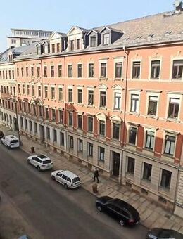 NUR 100 METER BIS ZUM SCHLOSSTEICH... - Chemnitz