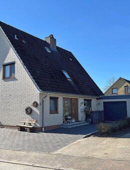 Gepflegtes Einfamilienhaus mit Garage in ruhiger Sackgassenlage in Lohe-Rickelshof bei Heide - Lohe-Rickelshof