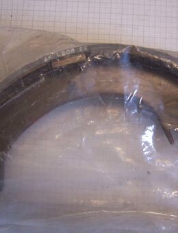 MB699017 Bremsbacke hinten Mitsubishi L300 P15V,V12V,V32W - Hannover Vahrenwald-List