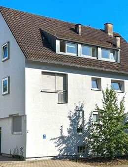 Mehrfamilienhaus mit 8 Wohneinheiten in Stuttgart-Stammheim - Stuttgart