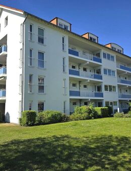 Hübsche 2-Zimmer-Wohnung mit Balkon, Einbauküche, Aufzug und Tiefgaragenstellplatz - Bernau (Berlin)