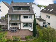 Leverkusen-Lützenkirchen: Freistehendes Einfamilienhaus mit viel Platz und traumhaftem Garten - Leverkusen