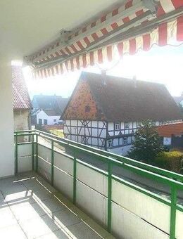 * 2026 im neuen Zuhause starten * Wunderschön im 1. OG mit Wannenbad und Loggia - Langelsheim