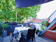 Lichtdurchflutete Dachgeschosswohnung mit großer Dachterrasse - Berlin