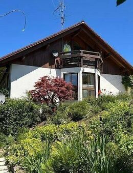 Einfamilienhaus mit Einliegerwohnung in ruhigem Umfeld und schöner Aussicht - Schopfheim