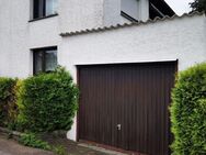 Sonnige 4 Zimmer Wohnung mit Gartenteil, Garage und Hobbyraum - Korntal-Münchingen