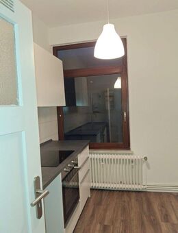 Frisch renoviert... 2 ZKDB in der Wittekindstr.10 in Geestemünde zu vermieten mit EBK - Bremerhaven