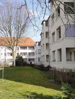 Vermietete 3 Zimmer Eigentumswohnung mit Balkon in Leipzig - Stötteritz - Leipzig