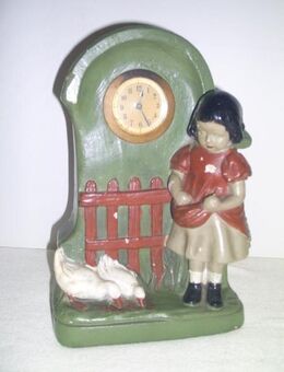 Antike Gipsfigur Gänselisel mit Uhr - Marl Zentrum