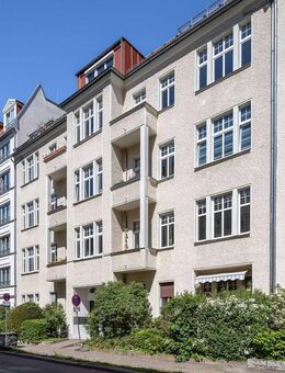 Gut geschnittene Eigentumswohnung im gepflegten Altbau von 1907 am Schlosspark Pankow - Berlin