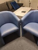Zwei Cocktailsessel Blau Kunstleder B62xH80xT60cm Sitztiefe: 45cm Sitzhöhe: 44cm in 13351
