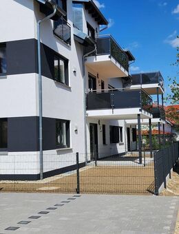 sonnige 3-Zi DG Wohnung mit Balkon Schierling -Erstbezug- - Schierling