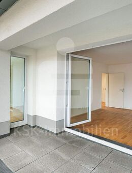 Moderne Wohnung mit Balkon und Garage in Köln Deutz. - Köln