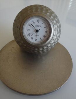 TROIKA Golfball Miniatur-Quartzuhr & Visitenkartenhalter - Köln