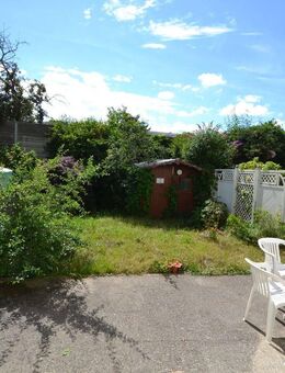 Germering - saniertes Reihenmittelhaus mit Südwestgarten - Germering