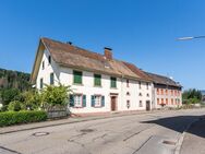 Attraktives Mehrfamilienhaus in Schopfheim - Investoren-Chance mit Potenzial und Rendite - Schopfheim