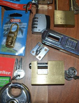 Sammlung Auflösung:31 Vorhänge und 6 Zylinderschlösser für Lockpicker,Sammler oder für Leute die ein Schloss Brauchen - Wetter (Ruhr)
