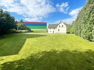 RUDNICK bietet: PROVISIONSFREI FÜR DEN KÄUFER ! 2 Familienhaus mit riesigem Garten / Baugrundstück - Pohle