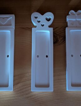 Keramik Schokoladen Mitbringsel mit süßen Motiv - Heideblick