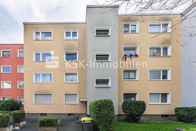 Regelmäßig modernisiertes Mehrfamilienhaus in ruhiger und guter Wohnlage von Wesseling-Keldenich!