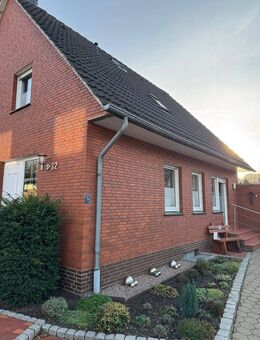 GARTENPARADIES FÜR DIE FAMILIE! Solides EFH in Ibbenbüren-Dickenberg (800m² Grund) mit Doppelgarage! - Ibbenbüren
