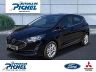 Ford Fiesta Titanium FAHRERASSI.-PAKET+KOMF.-PAKET+WINTERPAKET - Rochlitz