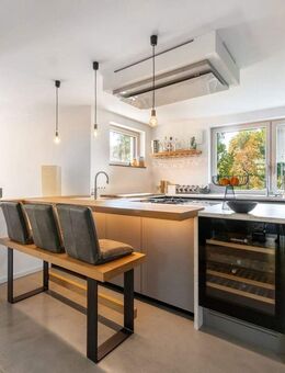 Moderne 4-Zimmer-Maisonette-Wohnung mit Garten-Oase in ruhiger, zentraler Lage - Starnberg