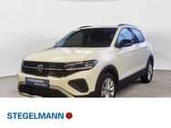 VW T-Cross, 1.0 l TSI OPF Life "Goal", Jahr 2022 - Lemgo